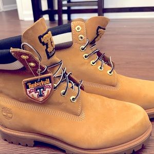 Timberland Heritage 6inch Waterproof Boots - Men’s Size 9.5
